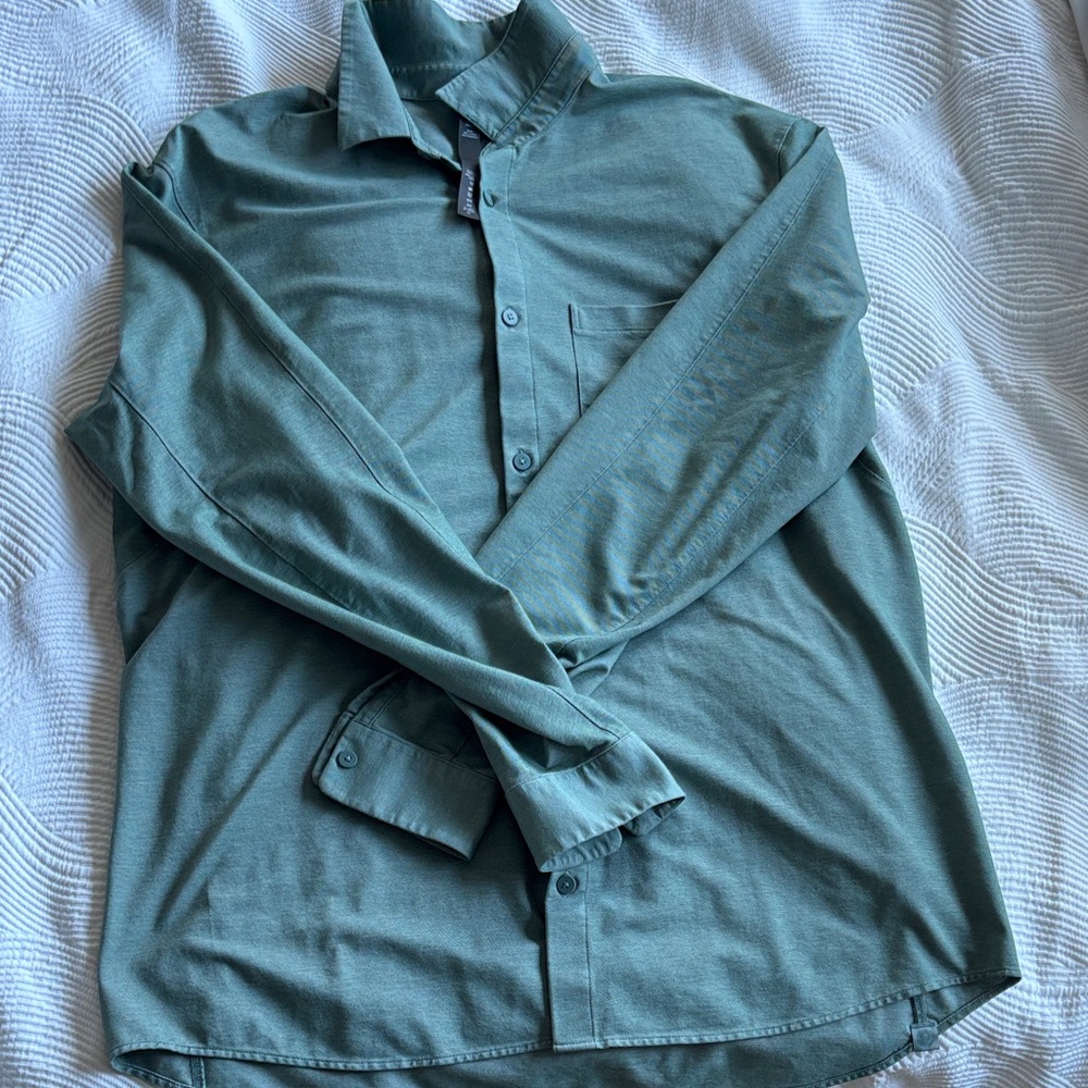 lululemon athletica Men's Green Button Down Shirt